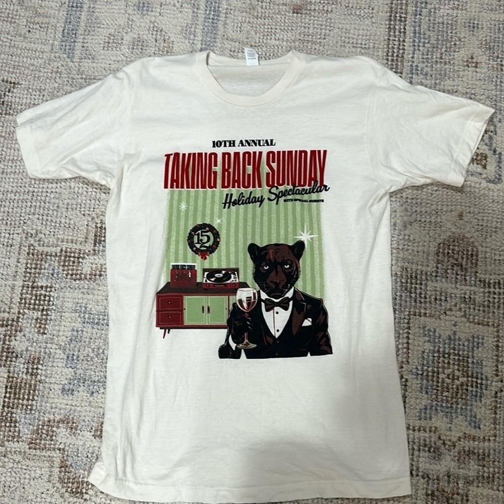 TAKING BACK SUNDAY tshrit